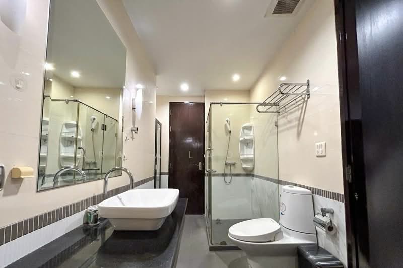 Baan Klang Krung Siam-Pathumwan, Bangkok, Petchburi Road, Thanon Phetchaburi, Ratchathewi, Bangkok, 1 Bedroom, 50 sqm, Condo For Rent, by Araya Laokham, 500420009 - DDproperty.com