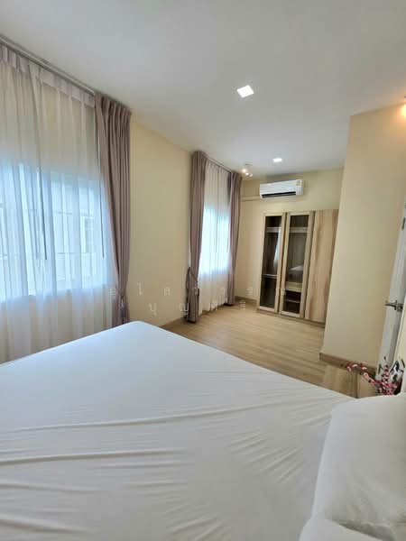 Golden Town Sukhumvit Lasalle, Samut Prakan, สุขุมวิท113, Samrong Nua, Muang Samut Prakarn, Samut Prakan, 3 Bedrooms, 106 sqm, Townhouse For Rent, by Ulaiwan Boonsiri, 500420042 - DDproperty.com