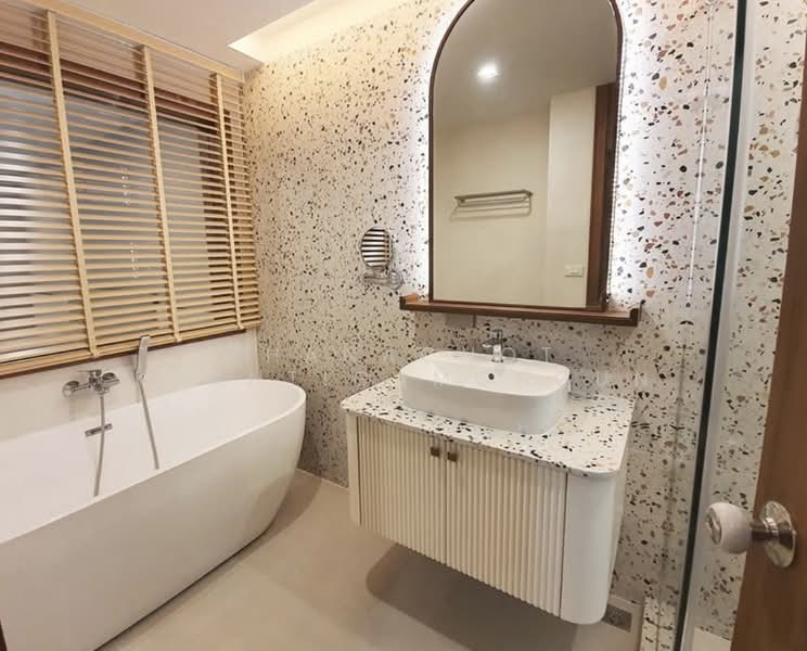Euro Classic Condominium, Bangkok, Khlongtoei Nua, Watthana, Bangkok, 1 Bedroom, 75 sqm, Condo For Rent, by Thanachot Khantigamongun, 500420046 - DDproperty.com