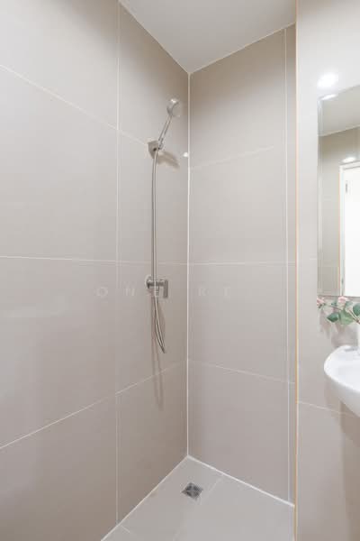 S Condo Sukhumvit 50, Bangkok, 1332 Sukhumvit 50 Aly, Phra Kanong, Khlong Toei, Bangkok, 2 Bedrooms, 60 sqm, Condo For Sale, by One Re., 500420094 - DDproperty.com