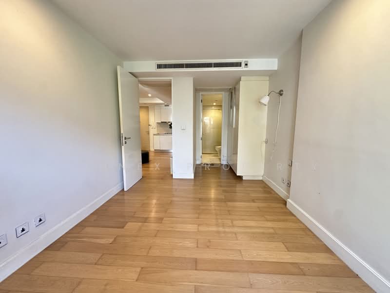 Collezio Sathorn-Pipat, Bangkok, 41 Soi Pipat 1 Silom Road, Silom, Bang Rak, Bangkok, 1 Bedroom, 44 sqm, Condo For Rent, by Connex Property, 500420121 - DDproperty.com