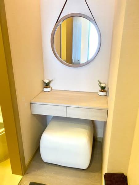 The Esse Asoke, Bangkok, 333 Soi Sukhumvit 21, Sukhumvit Road, Khlongtoei Nua, Watthana, Bangkok, 1 Bedroom, 37 sqm, Condo For Rent, by Suchatchaya Supawachiranant, 500420148 - DDproperty.com
