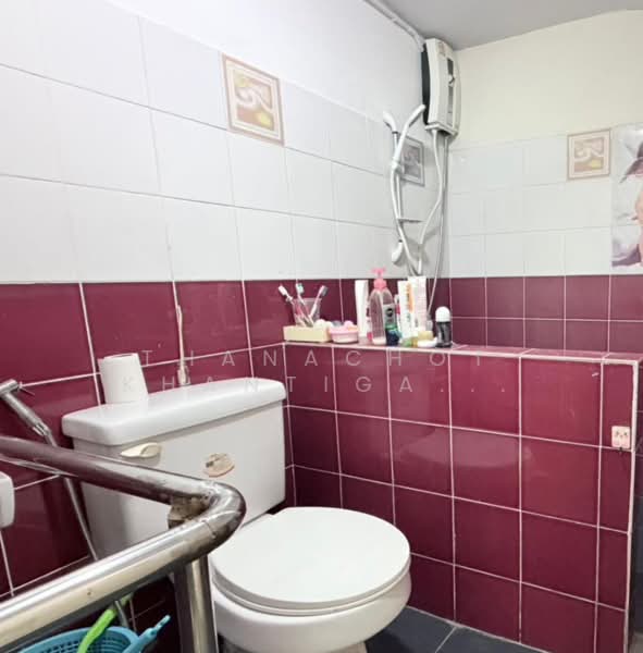 ทาวน์เฮ้าส์ 2-ห้องนอน, กรุงเทพ, สะพานสอง, วังทองหลาง, กรุงเทพ, 120 ตร.ม., ทาวน์เฮ้าส์ ขาย, โดย Thanachot Khantigamongun, 500420153 - DDproperty.com