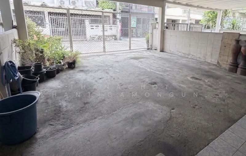 2-BR Townhouse, Bangkok, Saphan Song, Wang Thonglang, Bangkok, 2 Bedrooms, 120 sqm, Townhouse For Sale, by Thanachot Khantigamongun, 500420153 - DDproperty.com