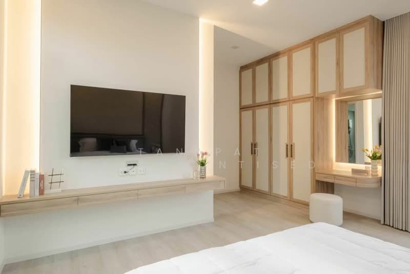 VIVE Krungthep Kreetha, Bangkok, Krungthep Kreetha Road, Saphan Sung, Bangkok, 4 Bedrooms, 421 sqm, Single Detached House For Rent, by Tanapat Sakonsontised, 500420208 - DDproperty.com