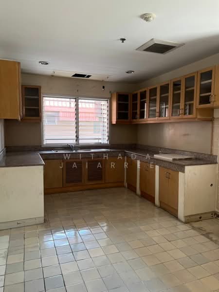 Baan Suan Sukhothai, Bangkok, 111/1-201 Samsen Rd., Dusit, Bangkok, 9 Bedrooms, 871 sqm, Condo For Sale, by Withada Jaiarree, 500420229 - DDproperty.com