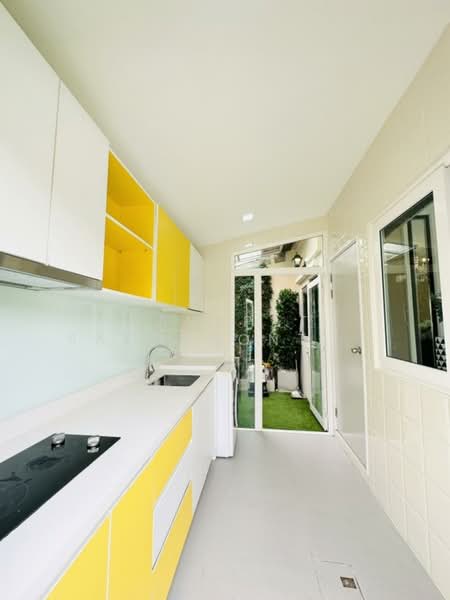 undefined, Bangkok, Lat Krabang, Bangkok, 4 Bedrooms, 220 sqm, Townhouse For Sale, by Tanapat Sakonsontised, 500420249 - DDproperty.com