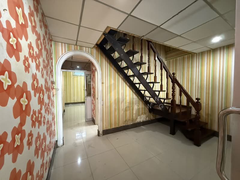 ประชาราษฎร์บำเพ็ญ26, กรุงเทพ, สามเสนนอก, ห้วยขวาง, กรุงเทพ, 100 ตร.ม., ทาวน์เฮ้าส์ ให้เช่า, โดย Waraporn Puttapong, 500420259 - DDproperty.com