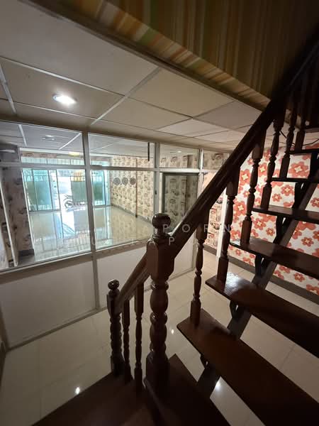 ประชาราษฎร์บำเพ็ญ26, กรุงเทพ, สามเสนนอก, ห้วยขวาง, กรุงเทพ, 100 ตร.ม., ทาวน์เฮ้าส์ ให้เช่า, โดย Waraporn Puttapong, 500420259 - DDproperty.com