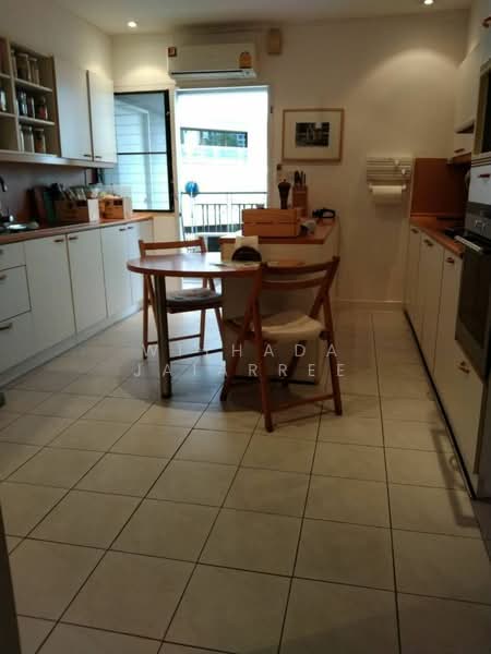TBI Tower, Bangkok, Soi Sukhumvit 30, Khong Tan, Khlong Toei, Bangkok, 3 Bedrooms, 400 sqm, Condo For Rent, by Withada Jaiarree, 500420261 - DDproperty.com