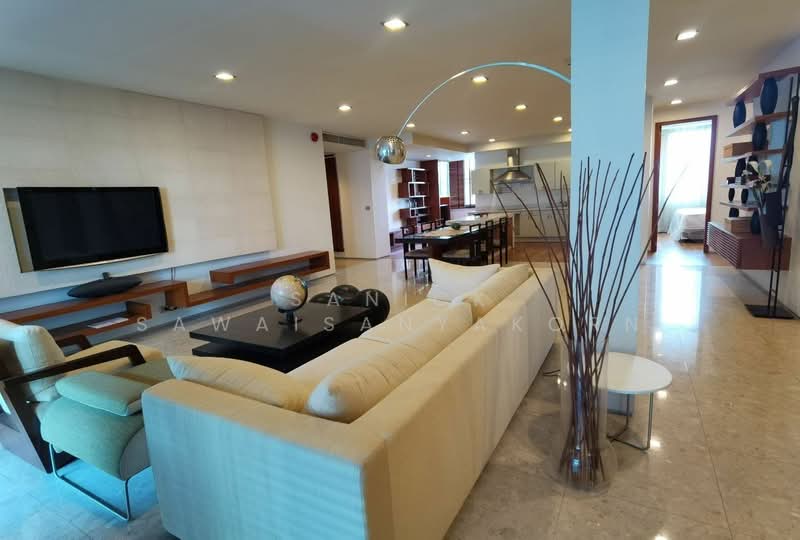 Ficus Lane, Bangkok, Soi Sukhumvit 44/1, Phra Kanong, Khlong Toei, Bangkok, 3 Bedrooms, 210 sqm, Condo For Sale, by Sanick Sawaisanyakorn, 500420269 - DDproperty.com