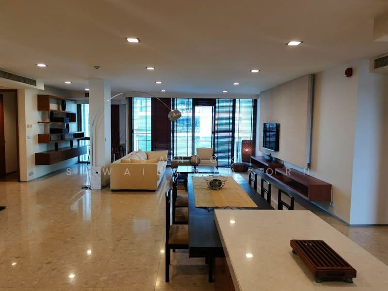 Ficus Lane, Bangkok, Soi Sukhumvit 44/1, Phra Kanong, Khlong Toei, Bangkok, 3 Bedrooms, 210 sqm, Condo For Sale, by Sanick Sawaisanyakorn, 500420269 - DDproperty.com
