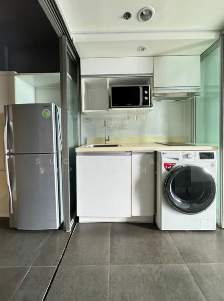 IDEO Morph 38, Bangkok, 88 Sukhumvit Road, Phra Kanong, Khlong Toei, Bangkok, 1 Bedroom, 35 sqm, Condo For Rent, by Suchatchaya Supawachiranant, 500420271 - DDproperty.com