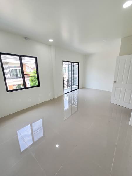 บ้านฟ้าปิยรมย์ พรีเมียร์ พาร์ค เฟส 10 : Baan Fah Piyarom Premier Park Phase 10, ปทุมธานี, บึงคำพร้อย, ลำลูกกา, ปทุมธานี, 100 ตร.ม., ทาวน์เฮ้าส์ ขาย, โดย นภัสศรณ์ วงศ์สินไทยกร (นันท์), 500420273 - DDproperty.com