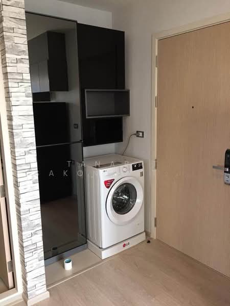 Rhythm Asoke 2, Bangkok, Soi Lertkaew 1 Asoke-Din Daeng Road, Bang Kapi, Huai Khwang, Bangkok, 1 Bedroom, 29 sqm, Condo For Sale, by Tanapat Sakonsontised, 500420311 - DDproperty.com