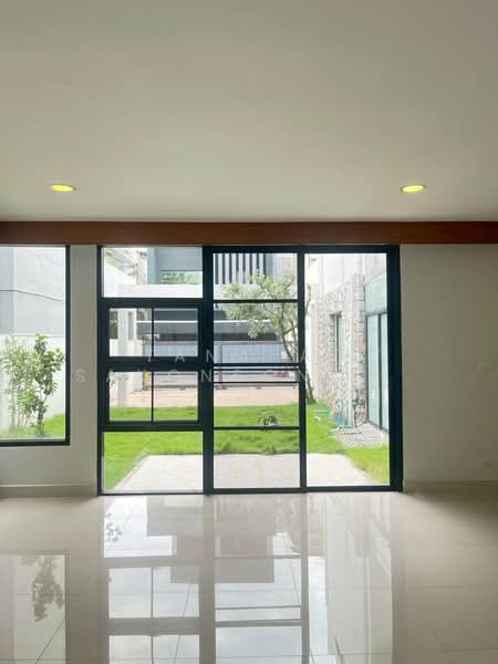undefined, Bangkok, Khlong Tan Nua, Watthana, Bangkok, 4 Bedrooms, 382 sqm, Single Detached House For Rent, by Tanapat Sakonsontised, 500420321 - DDproperty.com