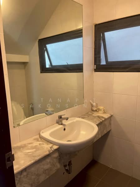 undefined, Bangkok, Khlong Tan Nua, Watthana, Bangkok, 4 Bedrooms, 382 sqm, Single Detached House For Rent, by Tanapat Sakonsontised, 500420321 - DDproperty.com