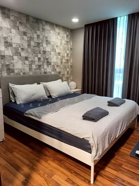 Zenith Place Sukhumvit 42, Bangkok, Sukhumvit Road, Phra Kanong, Khlong Toei, Bangkok, 1 Bedroom, 37 sqm, Condo For Sale, by Tanapat Sakonsontised, 500420342 - DDproperty.com
