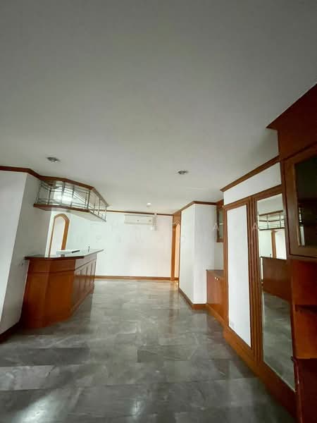 The Waterford Park, Bangkok, Soi Sukhumvit 53, Khlong Tan Nua, Watthana, Bangkok, 2 Bedrooms, 130 sqm, Condo For Rent, by Suchatchaya Supawachiranant, 500420402 - DDproperty.com