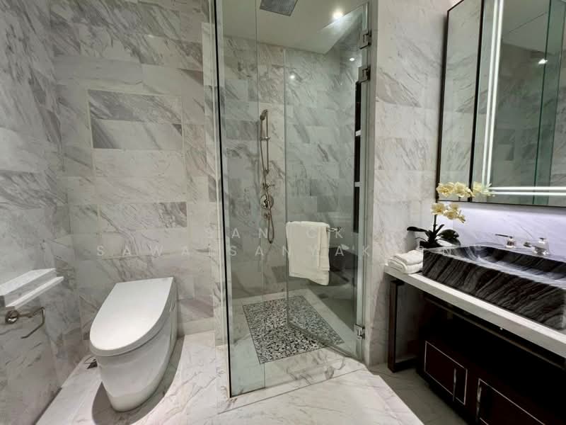 The Residences At Mandarin Oriental, Bangkok, 117 Charoen Nakorn Road, Khlong Ton Sai, Khlong San, Bangkok, 3 Bedrooms, 224 sqm, Condo For Sale, by Sanick Sawaisanyakorn, 500420411 - DDproperty.com