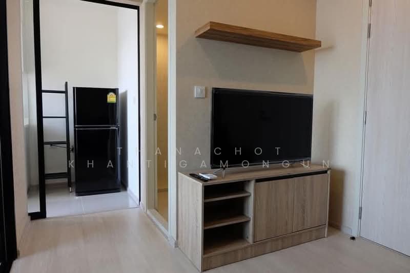Life Asoke, Bangkok, Asoke-Dindang Road, Bang Kapi, Huai Khwang, Bangkok, 1 Bedroom, 30 sqm, Condo For Rent, by Thanachot Khantigamongun, 500420434 - DDproperty.com