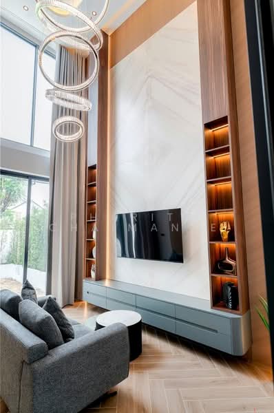 Modern Pool villa House, Chiang Mai, San Sai Noi, San Sai, Chiang Mai, 5 Bedrooms, 420 sqm, Villa For Sale, by Pharita Chaimanee, 500420454 - DDproperty.com