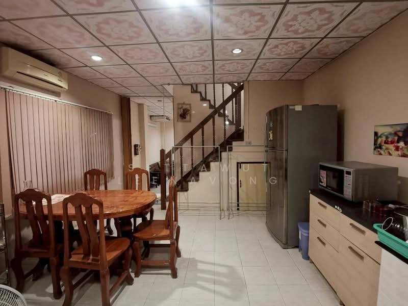 5-BR Townhouse, Bangkok, Bang Khae, Bangkok, 5 Bedrooms, 180 sqm, Townhouse For Rent, by Settawut Leenavong, 500420461 - DDproperty.com