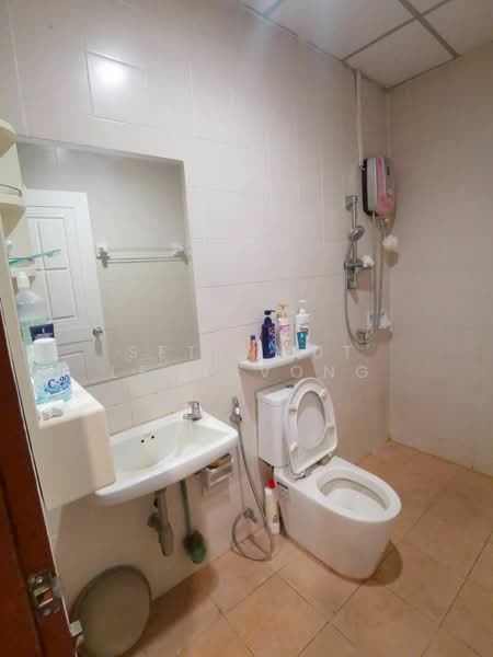 5-BR Townhouse, Bangkok, Bang Khae, Bangkok, 5 Bedrooms, 180 sqm, Townhouse For Rent, by Settawut Leenavong, 500420461 - DDproperty.com