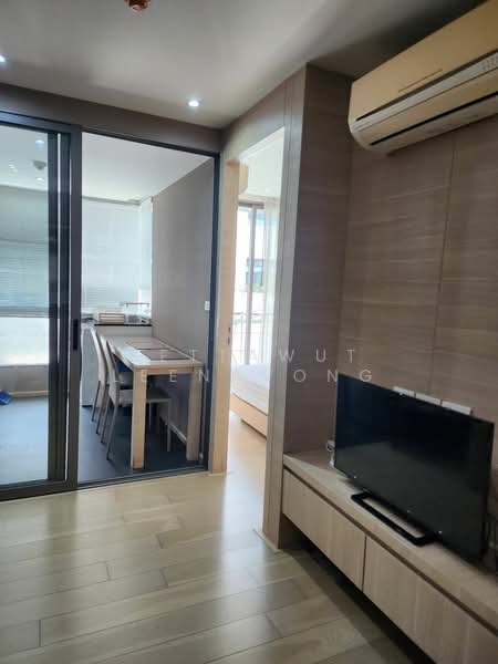Klass Silom, Bangkok, 52 Silom Road, Silom, Bang Rak, Bangkok, 1 Bedroom, 33 sqm, Condo For Rent, by Settawut Leenavong, 500420471 - DDproperty.com