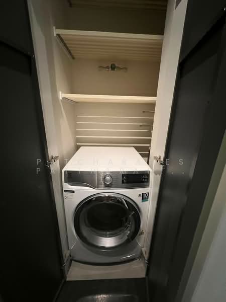 28 Chidlom, Bangkok, 28 Chit Lom Alley, Lumphini, Pathum Wan, Bangkok, 1 Bedroom, 34 sqm, Condo For Rent, by Patcharames Pattharapornviboon, 500420475 - DDproperty.com