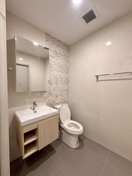 Oka Haus Sukhumvit 36, Bangkok, 3399 Rama 4 Road, Khong Tan, Khlong Toei, Bangkok, 1 Bedroom, 35 sqm, Condo For Rent, by Thanachot Khantigamongun, 500420476 - DDproperty.com