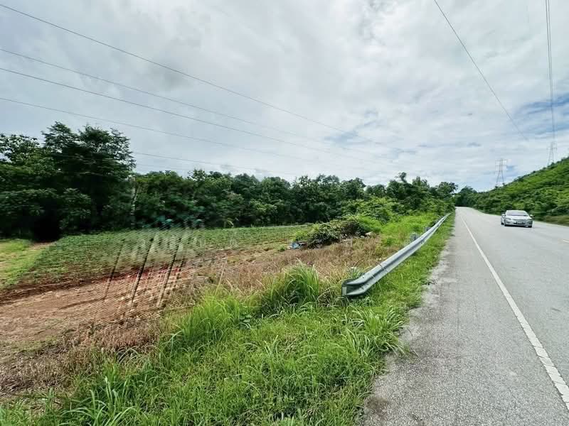ที่ดิน วังหิน เมืองตาก 16 ไร่ 2 งาน 89 ตร.ว. มีต้นสักทอง 1,xxx กว่าต้น (2.8 แสน/ไร่), Tak, พหลโยธินสายเก่า 104, Wang Hin, Muang Tak, Tak, , 26,756 sqm, Land For Sale, by Wasan Wasati, 500420487 - DDproperty.com