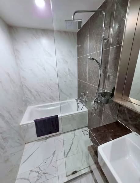 Fynn Asoke, Bangkok, 28 Sukhumvit 10 Alley, Khlong Toei, Bangkok, 1 Bedroom, 35 sqm, Condo For Rent, by Patcharames Pattharapornviboon, 500420501 - DDproperty.com
