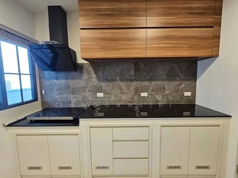 Centro Bangna Phase 2, Samut Prakan, Bang Kaeo, Bang Plee, Samut Prakan, 4 Bedrooms, 300 sqm, Single Detached House For Rent, by Thikhamporn Sanguansiri, 500420516 - DDproperty.com