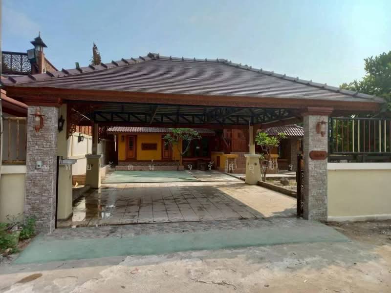 บ้านสวยหลังใหญ่ บ้านร้องเรือคำ ปากซอยมี ศูนย์เวชศาสตร์ผู้สูงอายุ ใกล้แยกแอร์พอร์ต เชียงใหม่, เชียงใหม่, เชียงใหม่-หางดง, ป่าแดด, เมืองเชียงใหม่, เชียงใหม่, 280 ตร.ม., บ้านเดี่ยว ขาย, โดย หทัยรัตน์ จรัสอุไรสิน, 500420569 - DDproperty.com