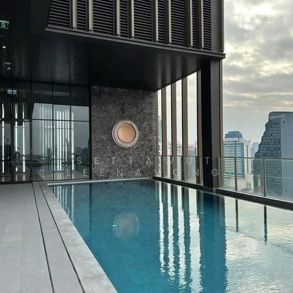 Noble Around Sukhumvit 33, Bangkok, 17 Soi Sukhumvit 33, Khlong Tan Nua, Watthana, Bangkok, 2 Bedrooms, 55 sqm, Condo For Rent, by Settawut Leenavong, 500420579 - DDproperty.com