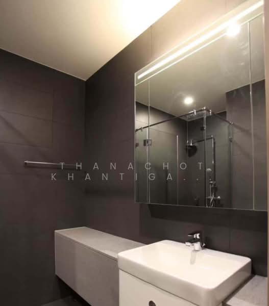 Noble Ploenchit, Bangkok, 1035 Ploenchit Road, Lumphini, Pathum Wan, Bangkok, 2 Bedrooms, 95 sqm, Condo For Rent, by Thanachot Khantigamongun, 500420584 - DDproperty.com