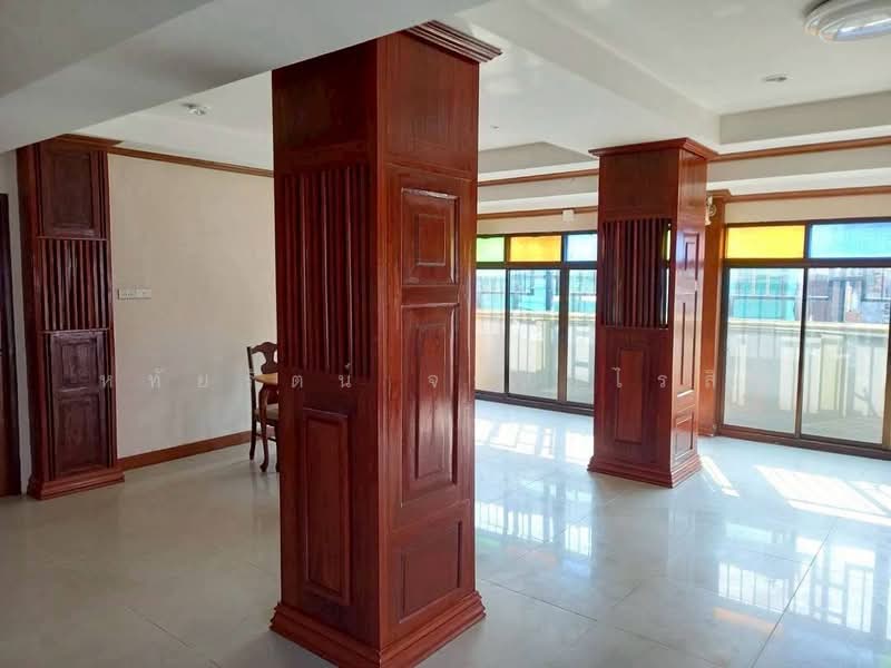 Beautiful House in Rong Ruea Kham, Chiang Mai. Prime Location near Chiang Mai Airport, Chiang Mai, เชียงใหม่-หางดง, Pa Daet, Muang Chiang Mai, Chiang Mai, 3 Bedrooms, 280 sqm, Single Detached House For Rent, by หทัยรัตน์ จรัสอุไรสิน, 500420593 - DDproperty.com