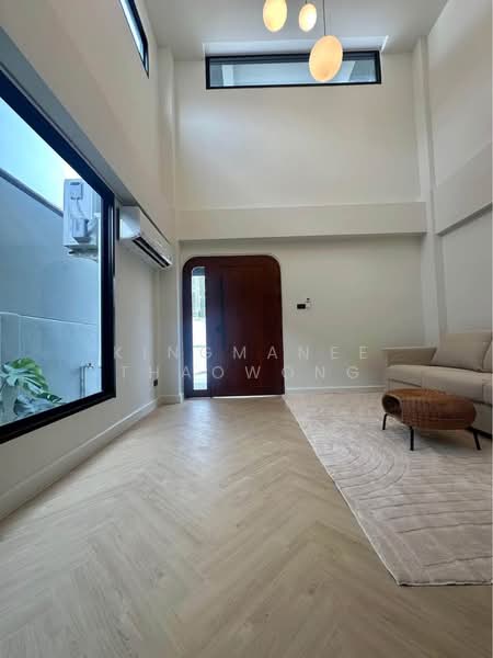 ทาวน์เฮ้าส์ 3-ห้องนอน, กรุงเทพ, ลาดพร้าว, กรุงเทพ, 204 ตร.ม., ทาวน์เฮ้าส์ ให้เช่า, โดย Kingmanee Thaowong, 500420614 - DDproperty.com