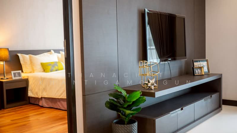 The Klasse Residence, Bangkok, Soi Sukhumvit 15, Khlongtoei Nua, Watthana, Bangkok, 2 Bedrooms, 100 sqm, Apartment For Rent, by Thanachot Khantigamongun, 500420698 - DDproperty.com
