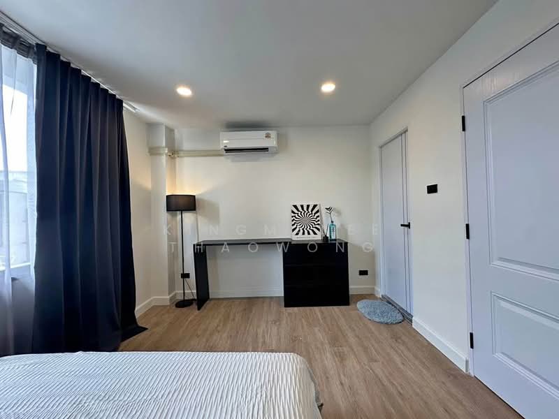 ทาวน์เฮ้าส์ 3-ห้องนอน, กรุงเทพ, ลาดพร้าว, กรุงเทพ, 204 ตร.ม., ทาวน์เฮ้าส์ ขาย, โดย Kingmanee Thaowong, 500420732 - DDproperty.com