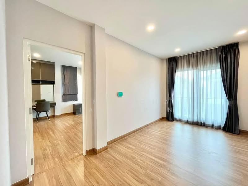 Centro Vibhavadi, Bangkok, Chang Akat Uthit Road, Sanam Bin, Don Mueang, Bangkok, 4 Bedrooms, 445 sqm, Single Detached House For Rent, by Pitchocha Kiatsinpon, 500420734 - DDproperty.com