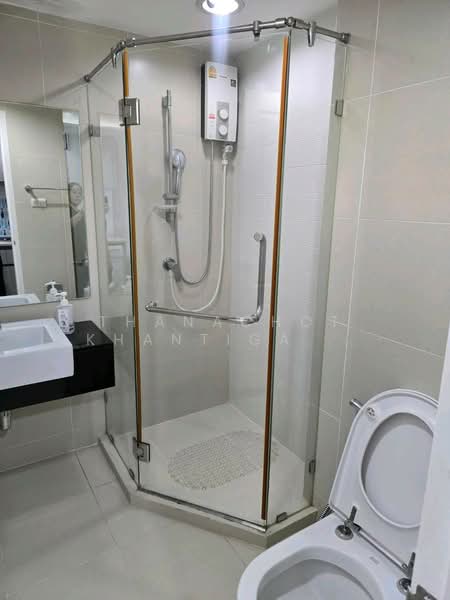 Belle Grand Rama 9, Bangkok, 131 Rama 9 Road, Huai Khwang, Bangkok, 1 Bedroom, 42 sqm, Condo For Rent, by Thanachot Khantigamongun, 500420747 - DDproperty.com