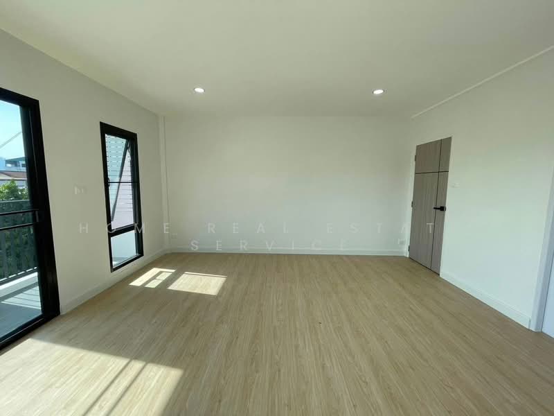 Sangaroon Niwet 3 Village, Nonthaburi, Tha-Sai, Muang Nonthaburi, Nonthaburi, 4 Bedrooms, 116 sqm, Townhouse For Sale, by HOME Real Estate Service, 500420754 - DDproperty.com