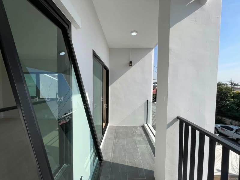 หมู่บ้านแสงอรุณนิเวศน์ 3, นนทบุรี, ท่าทราย, เมืองนนทบุรี, นนทบุรี, 116 ตร.ม., ทาวน์เฮ้าส์ ขาย, โดย HOME Real Estate Service, 500420754 - DDproperty.com