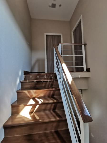 Patio Pattanakarn 38, Bangkok, Soi Phatthanakan 38 Phatthanakan Road, Suan Luang, Bangkok, 3 Bedrooms, 215 sqm, Townhouse For Rent, by Thanachot Khantigamongun, 500420761 - DDproperty.com
