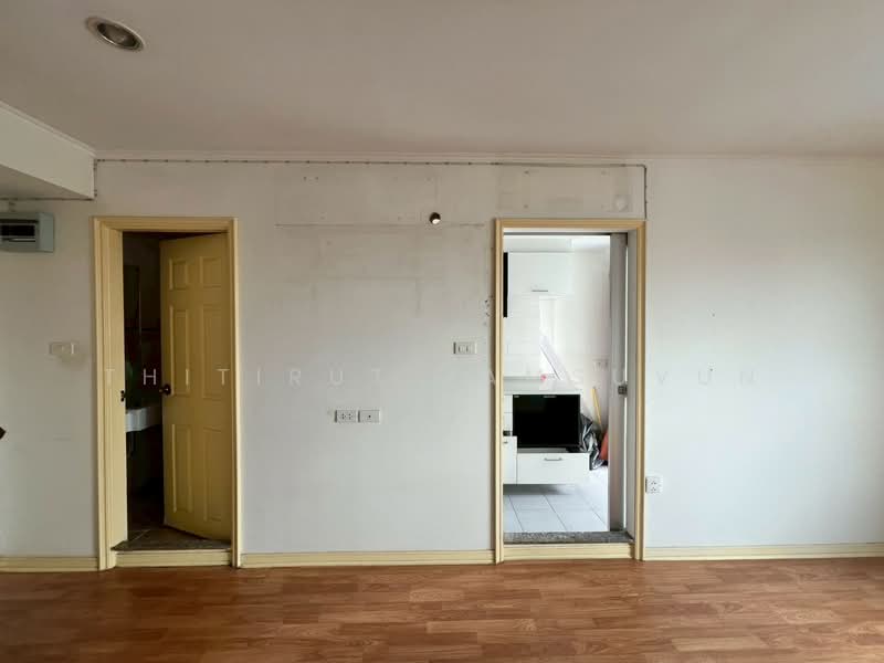 Lumpini Ville Ramkhamhaeng 44, Bangkok, - Ramkamhang Road, Hua Mak, Bang Kapi, Bangkok, Studio, 30 sqm, Condo For Sale, by Thitirut Jamsuvun, 500420786 - DDproperty.com