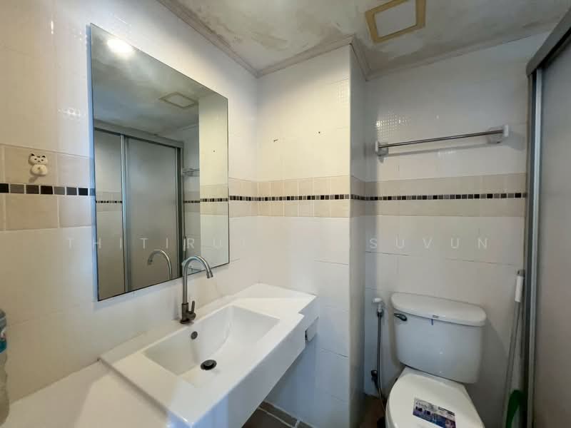 Lumpini Ville Ramkhamhaeng 44, Bangkok, - Ramkamhang Road, Hua Mak, Bang Kapi, Bangkok, Studio, 30 sqm, Condo For Sale, by Thitirut Jamsuvun, 500420786 - DDproperty.com