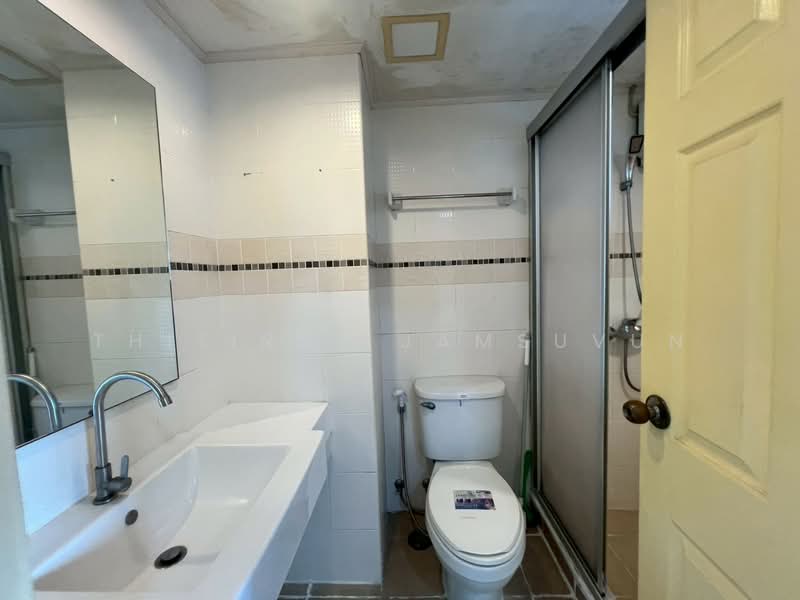 Lumpini Ville Ramkhamhaeng 44, Bangkok, - Ramkamhang Road, Hua Mak, Bang Kapi, Bangkok, Studio, 30 sqm, Condo For Sale, by Thitirut Jamsuvun, 500420786 - DDproperty.com