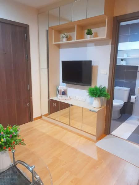 The Base Sukhumvit 77, Bangkok, 289 Sukhumvit 77 Road, Phra Kanong Nua, Watthana, Bangkok, 1 Bedroom, 30 sqm, Condo For Rent, by Thanachot Khantigamongun, 500420860 - DDproperty.com